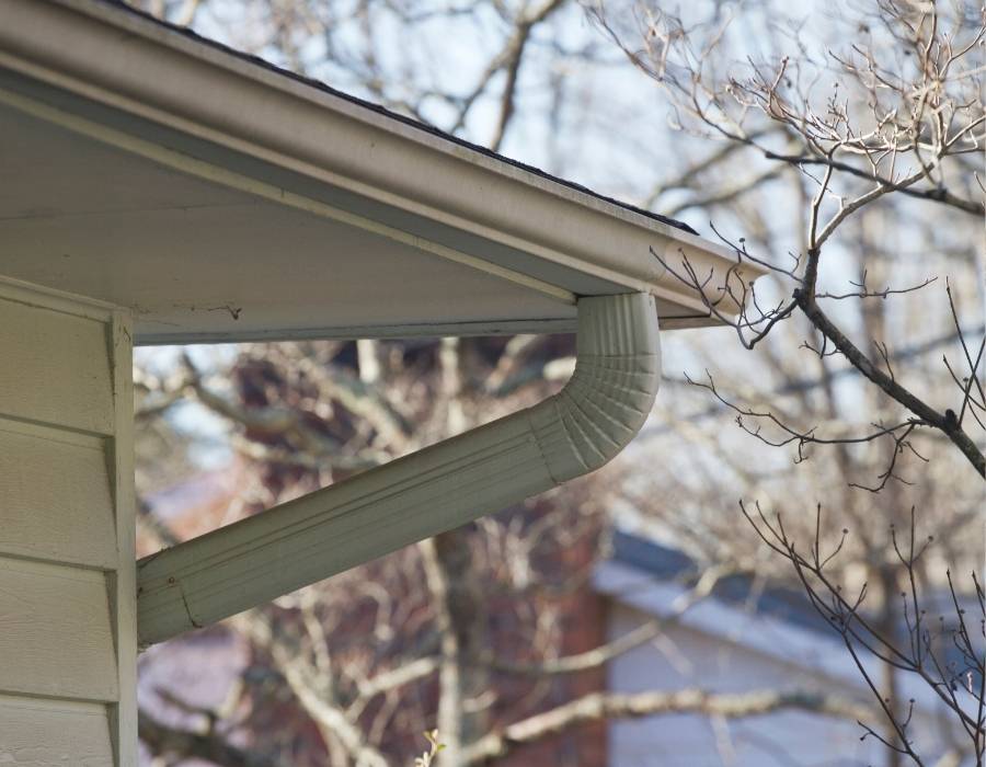 How Climate Affects the Lifespan of Fascia & Soffit Materials