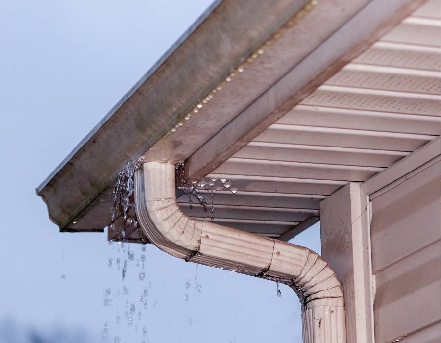How Different Weather Conditions Impact Fascia & Soffits